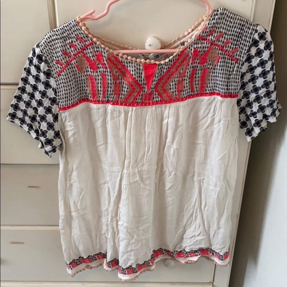 Chelsea and Violet smocked top